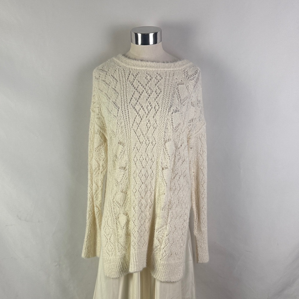 Pilcro Fuzzy Cream Cable Tunic Sweater